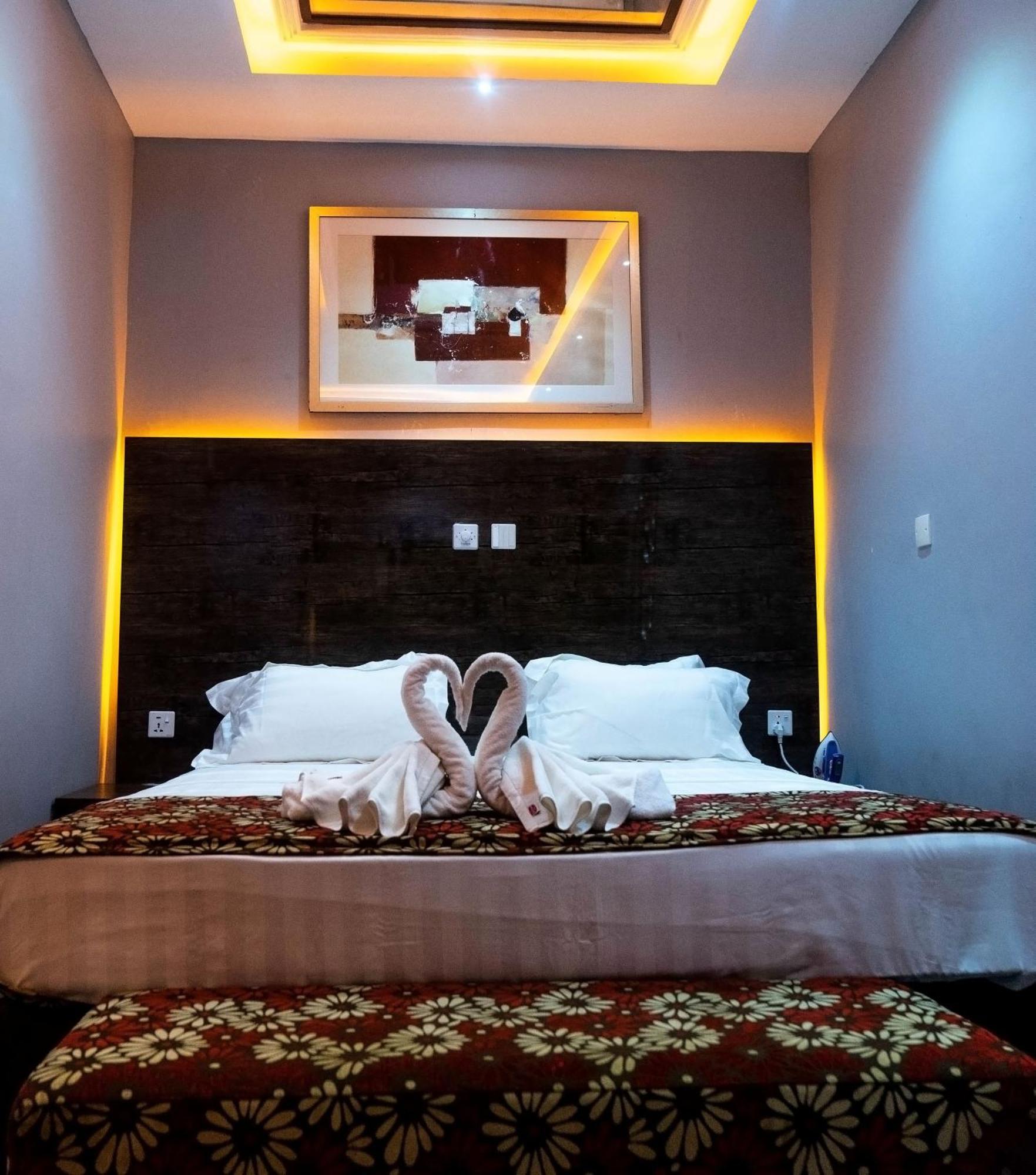 Grand Casamora Hotel Ogbodjo Exterior photo