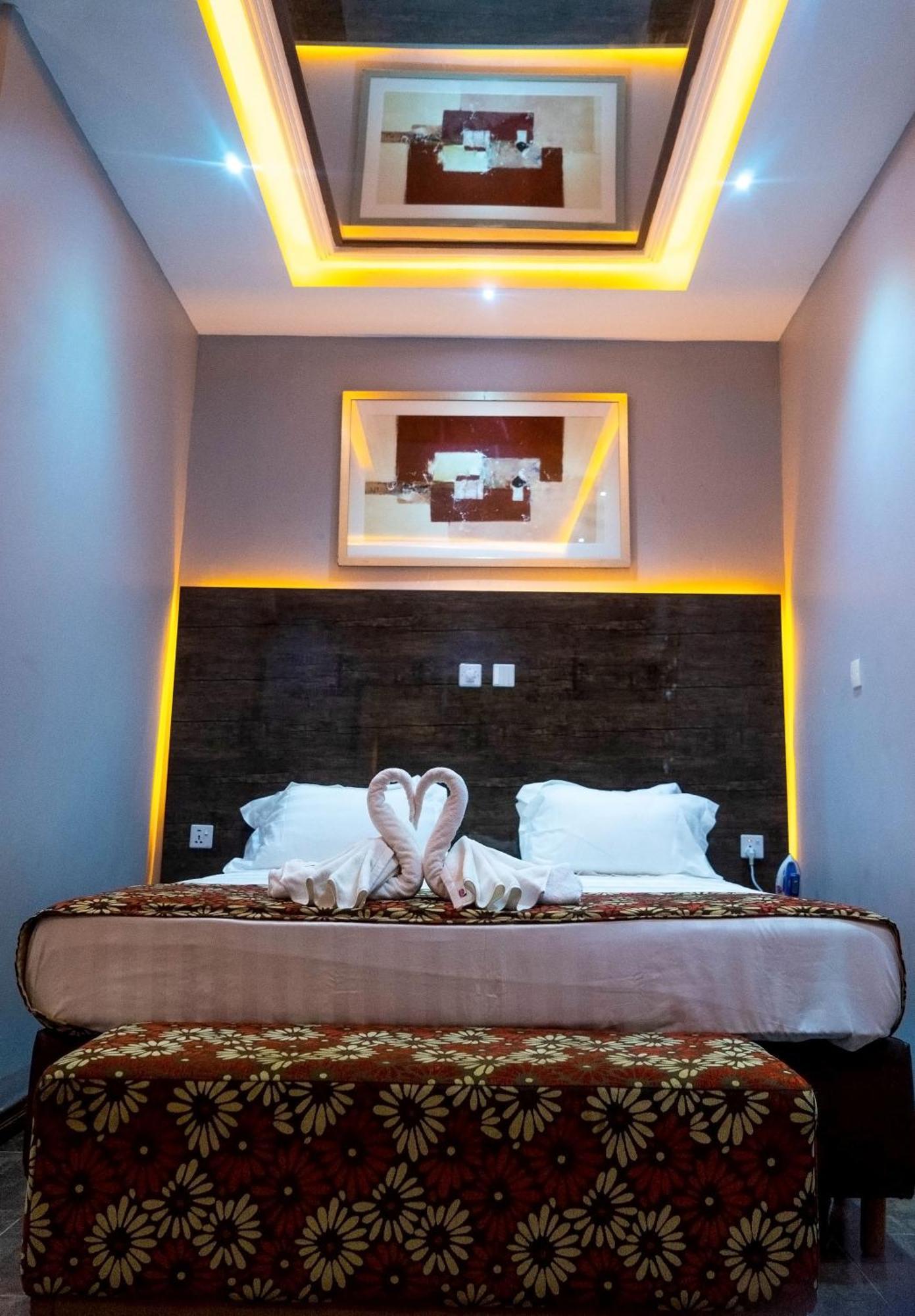 Grand Casamora Hotel Ogbodjo Exterior photo