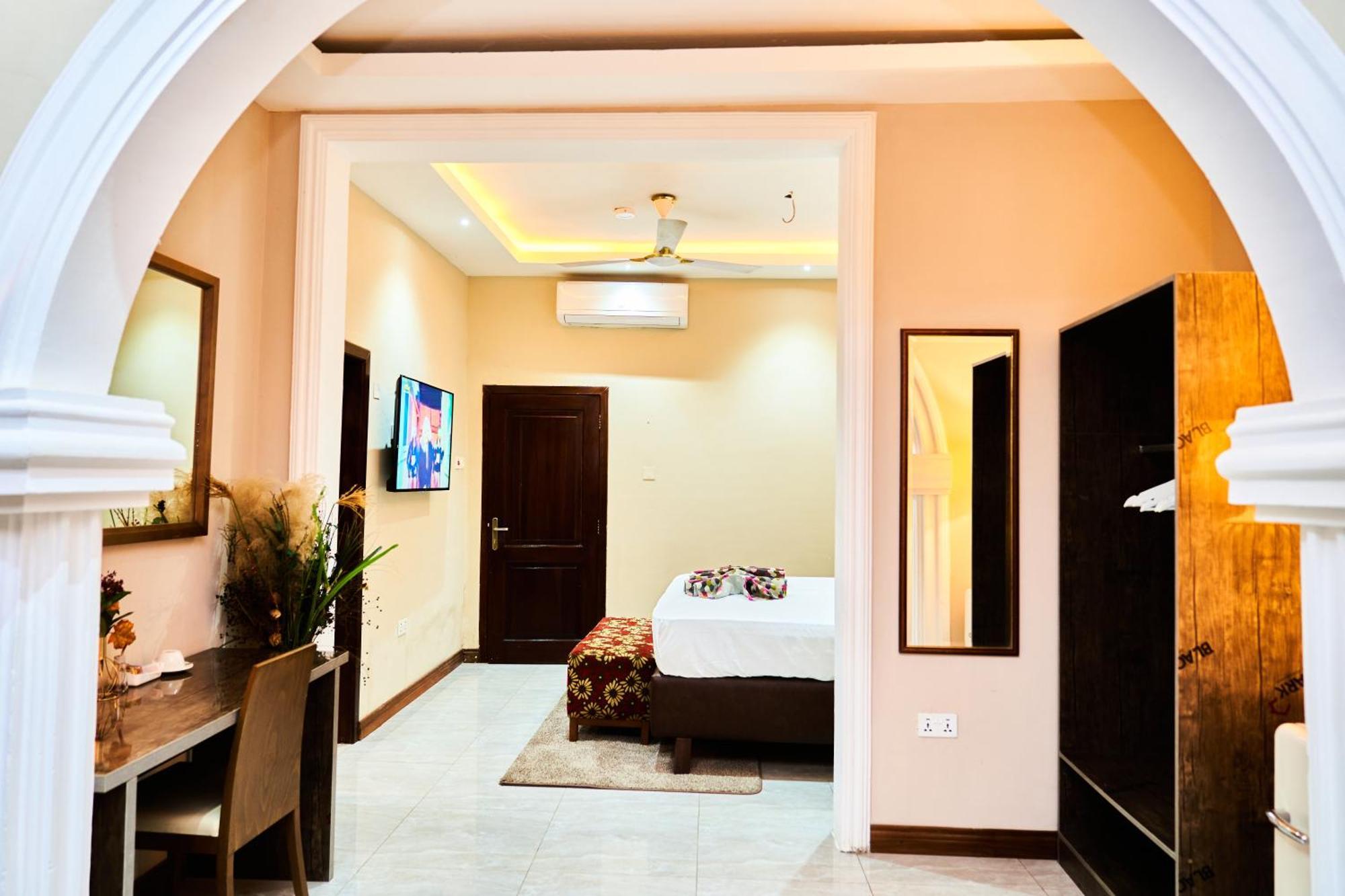 Grand Casamora Hotel Ogbodjo Exterior photo